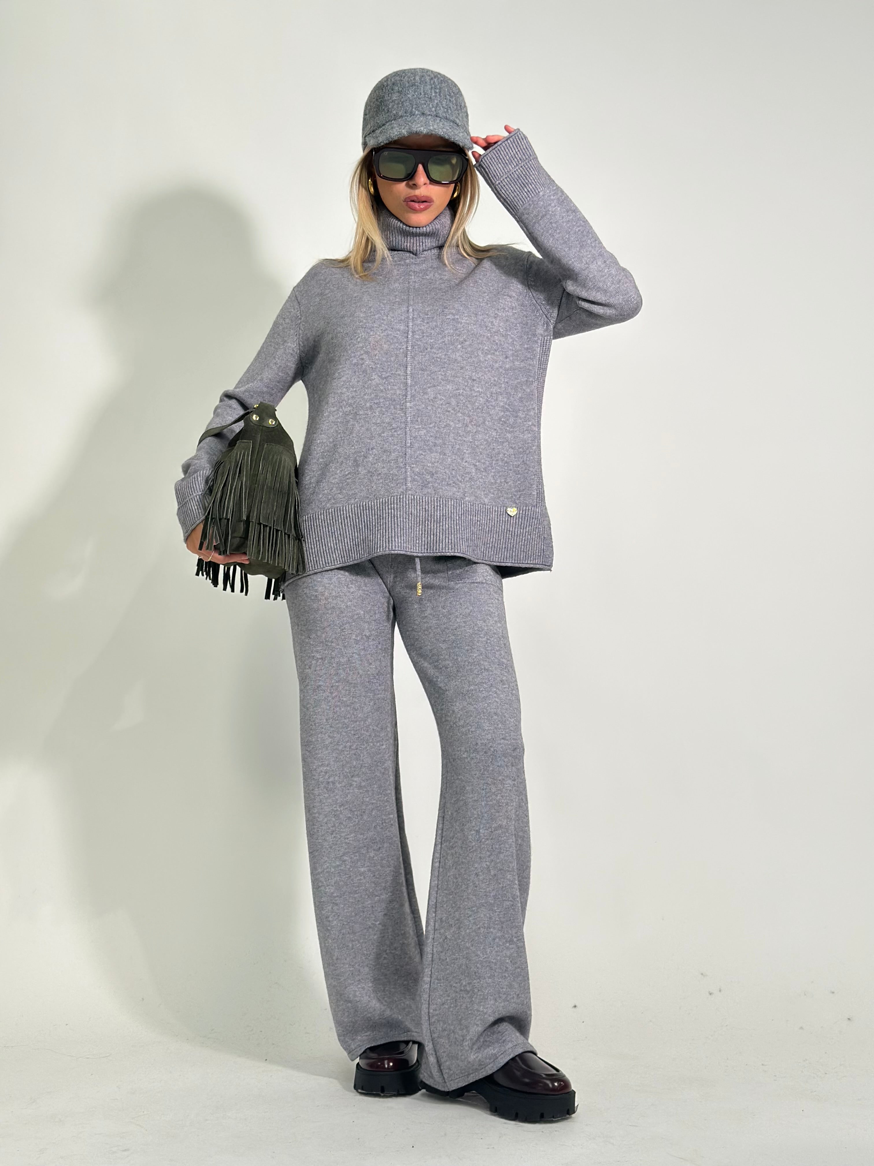 Completo maglia 60663  3+1 OMAGGIO