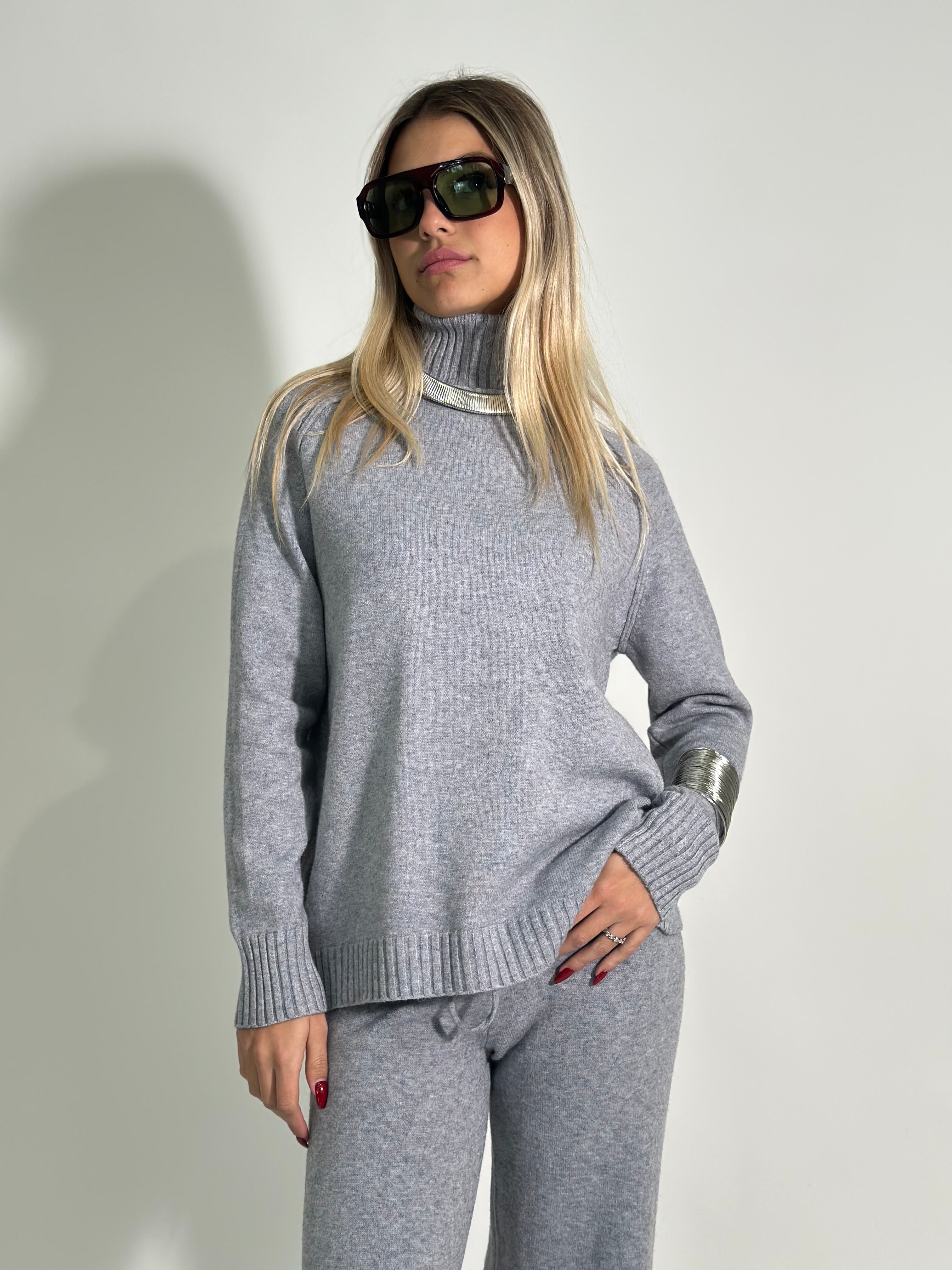 Completo maglia C681A  3+1 OMAGGIO