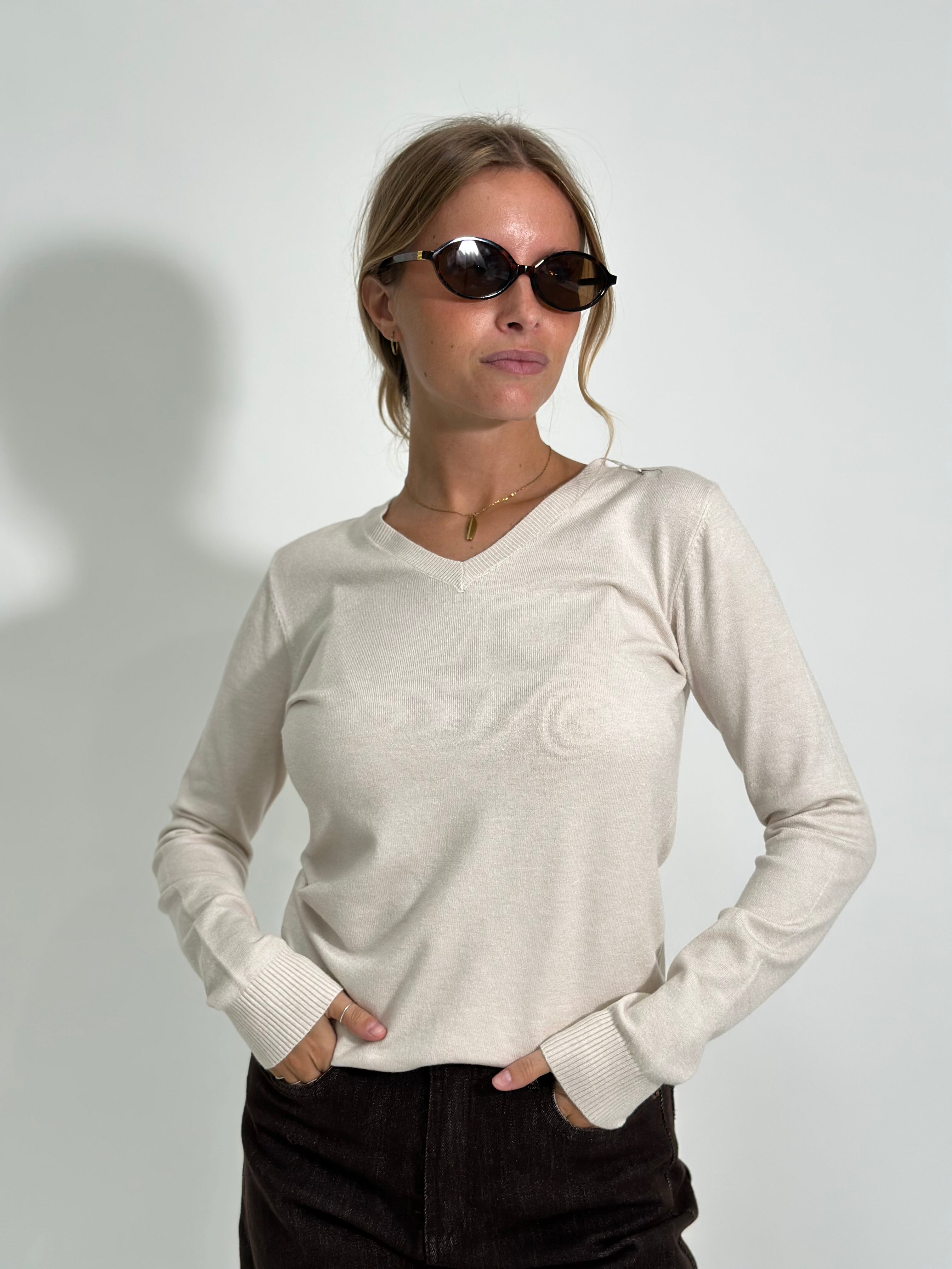 Maglia scollo a V basic 1018 3+1 OMAGGIO