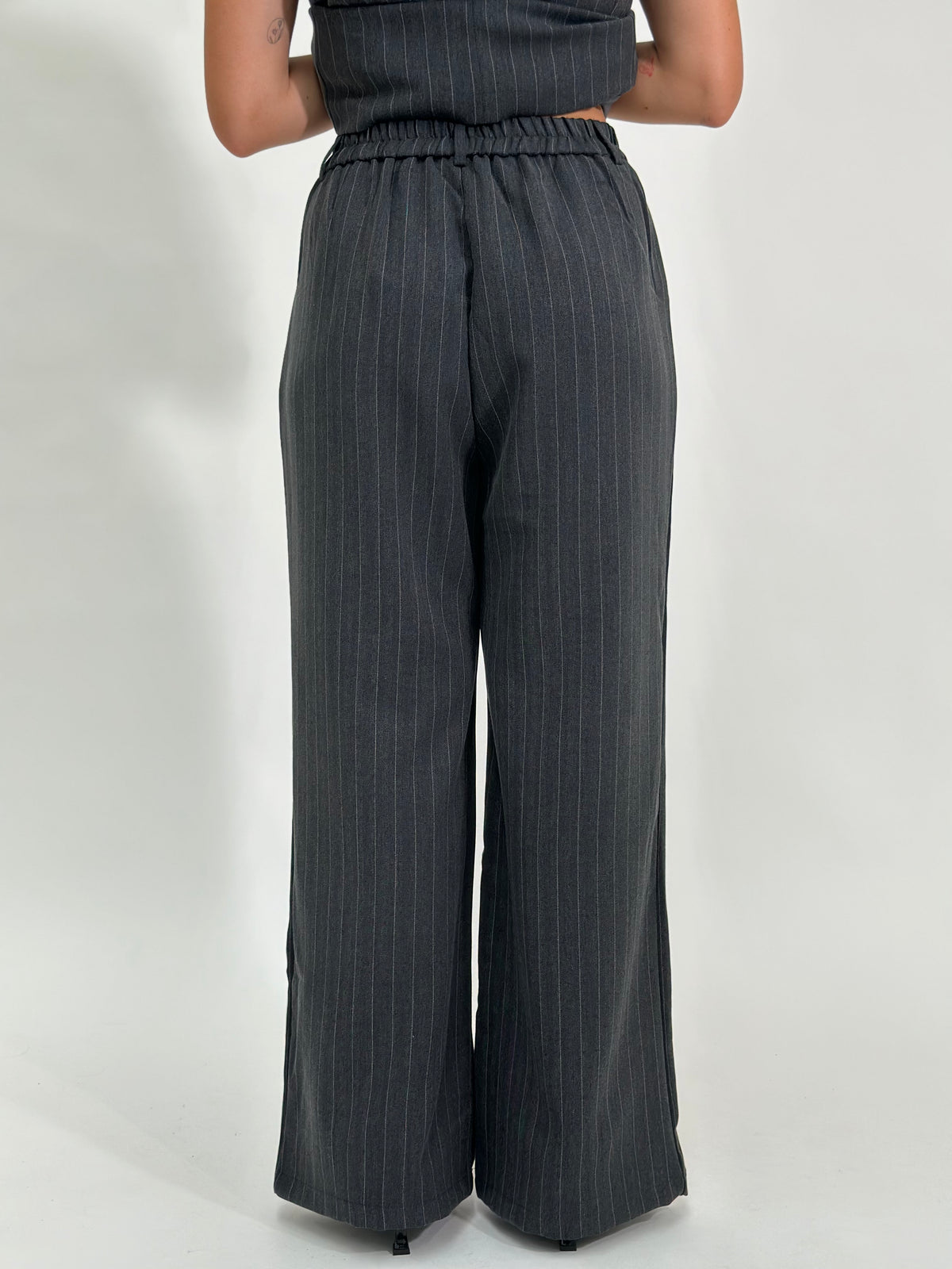 Completo gessato 1628 grigio