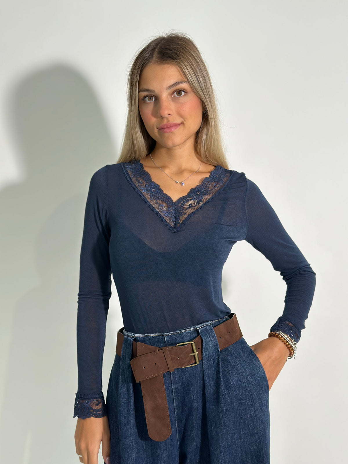 Light cashmere pizzo
