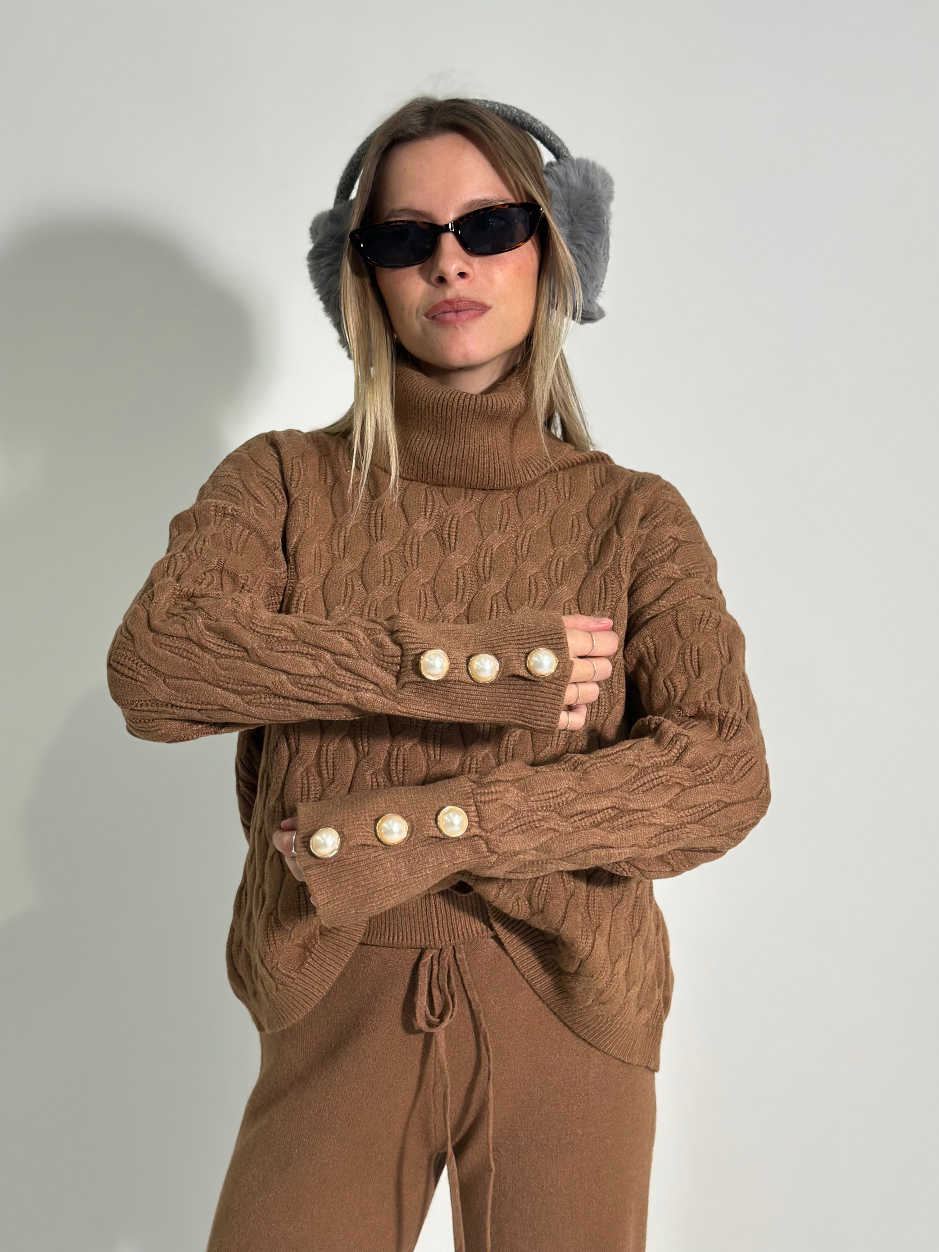 Completo maglia bottoni C648 3+1 OMAGGIO