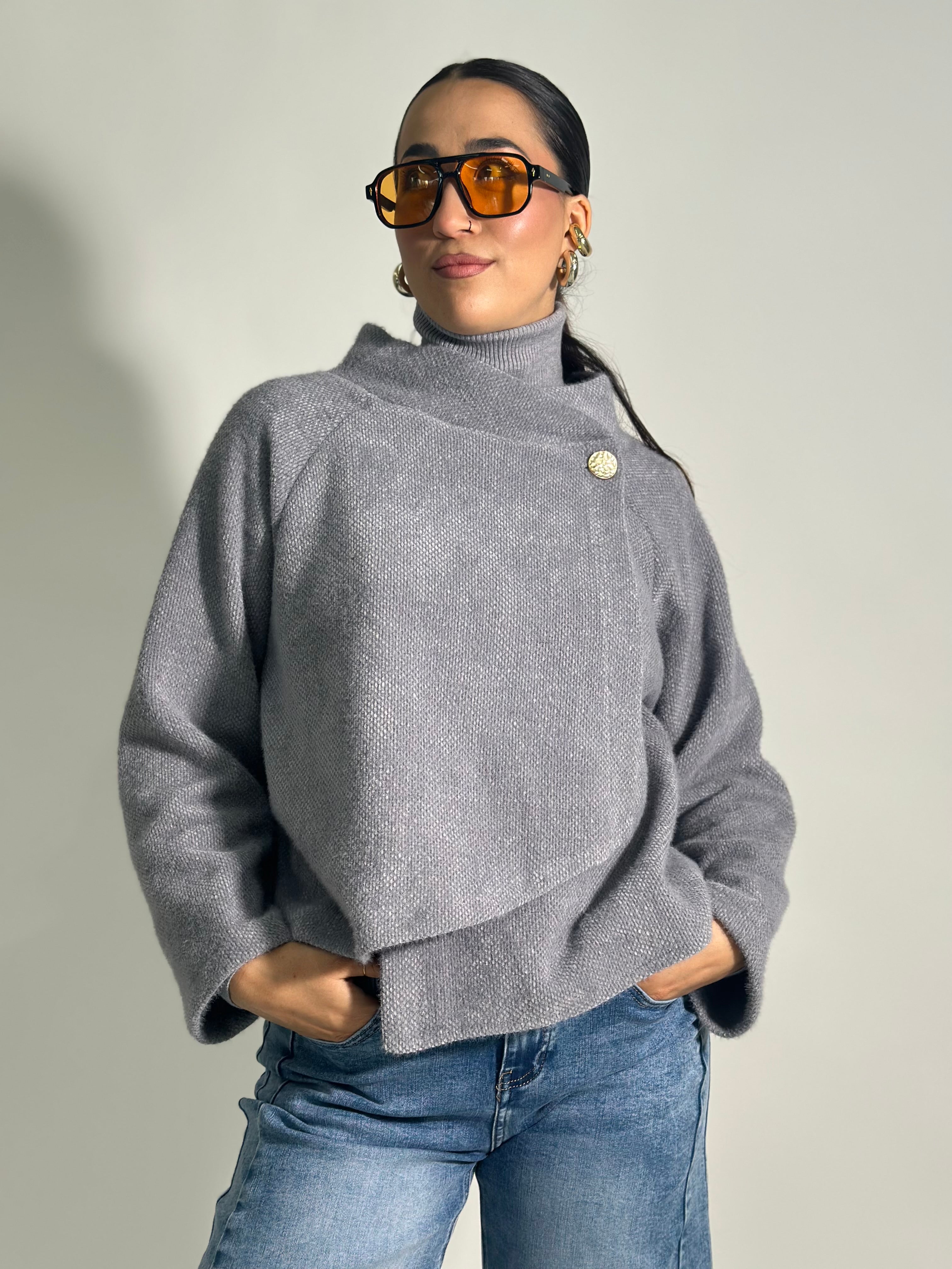 Giacca fluffy con bottone 28063 3+1 OMAGGIO