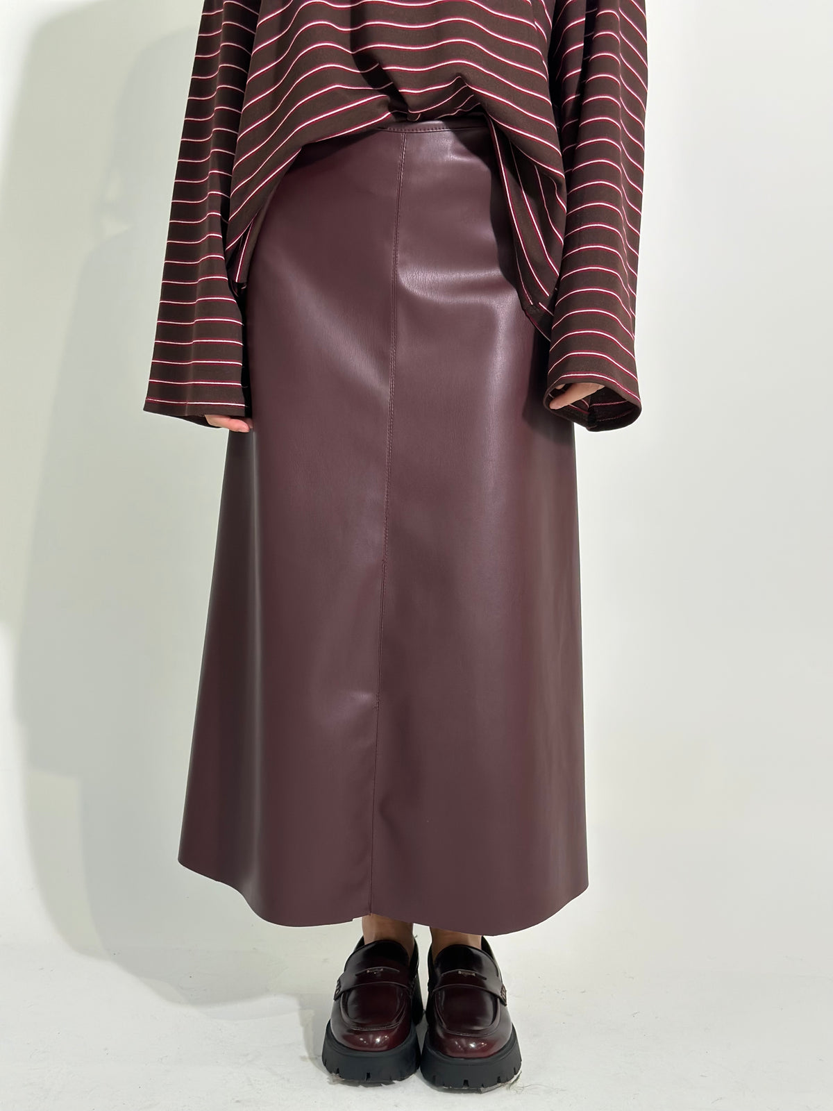 Gonna ecopelle svasata 8066 BORDO'