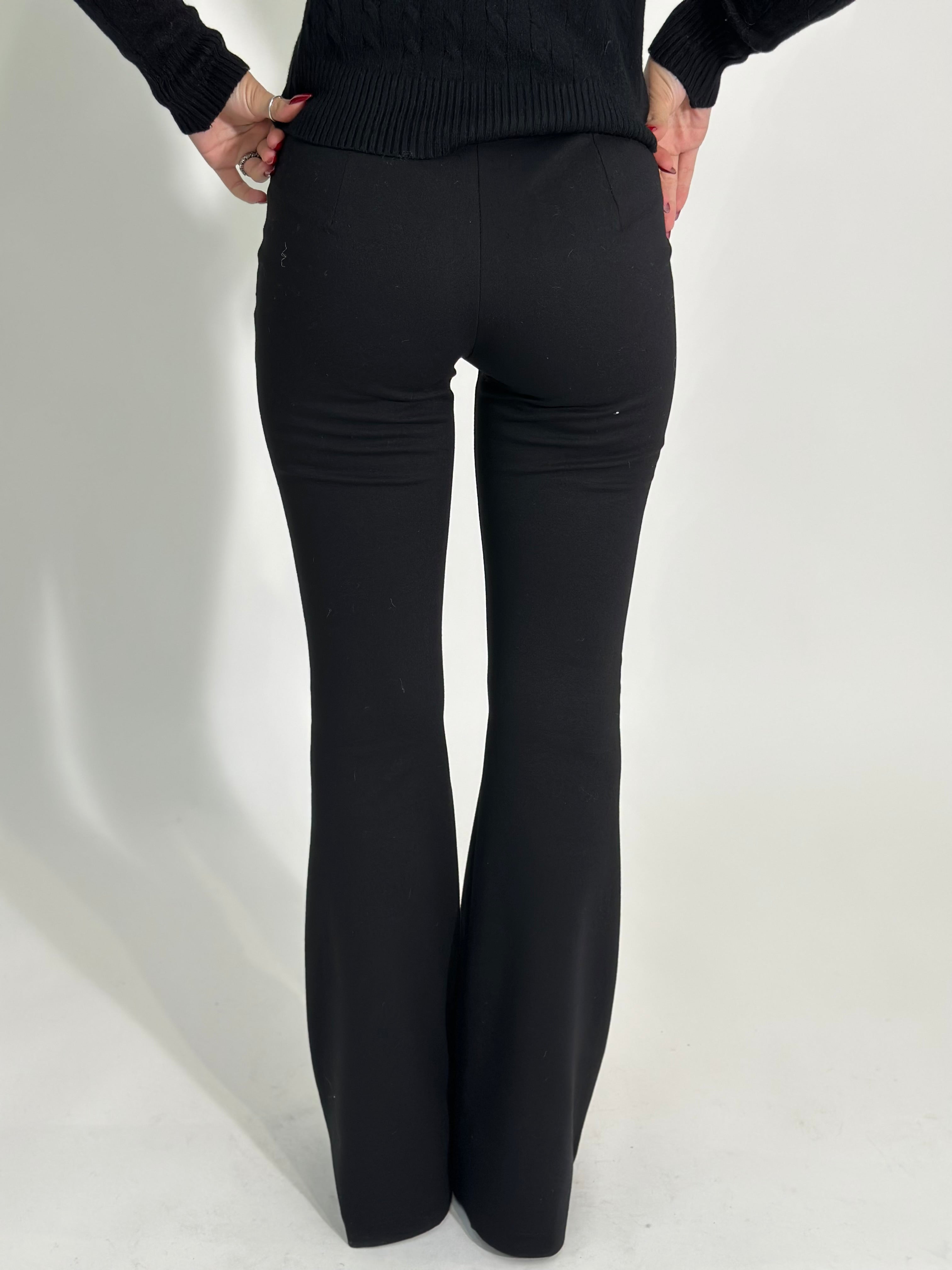 Pantalone trombetta J1073 NERO