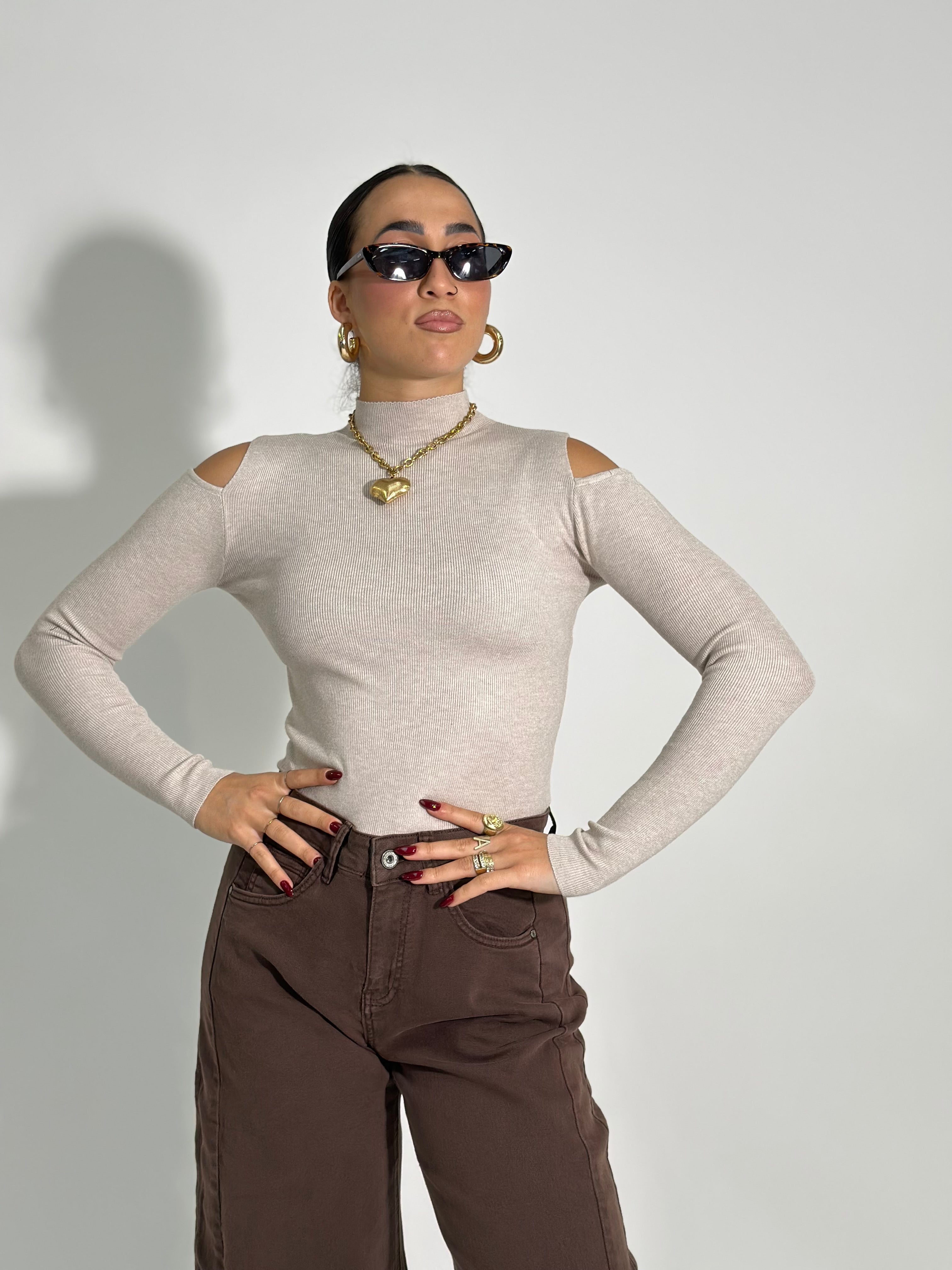 Maglia spalla cut out 8096 3+1 OMAGGIO