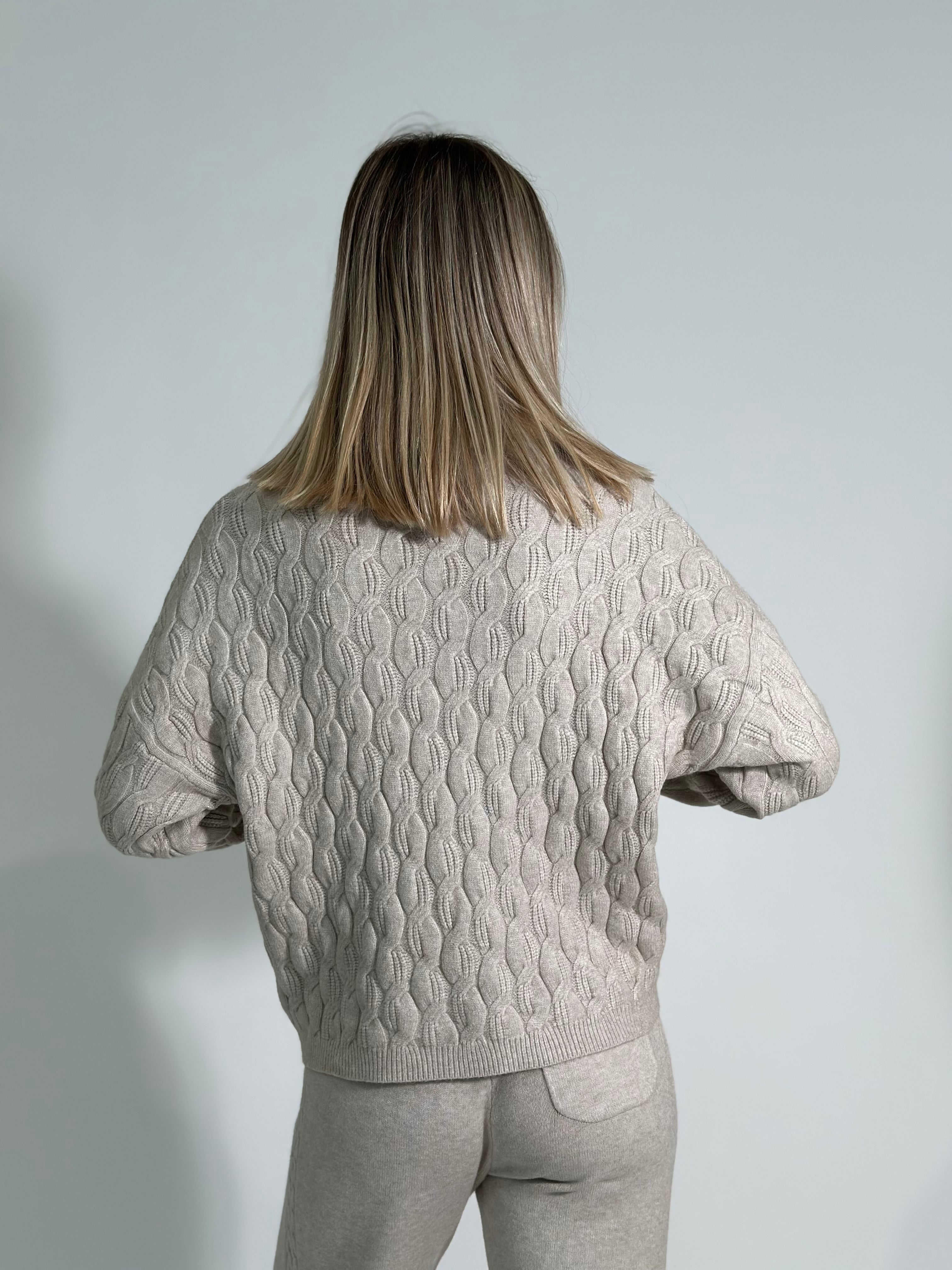 Completo maglia bottoni C648 3+1 OMAGGIO