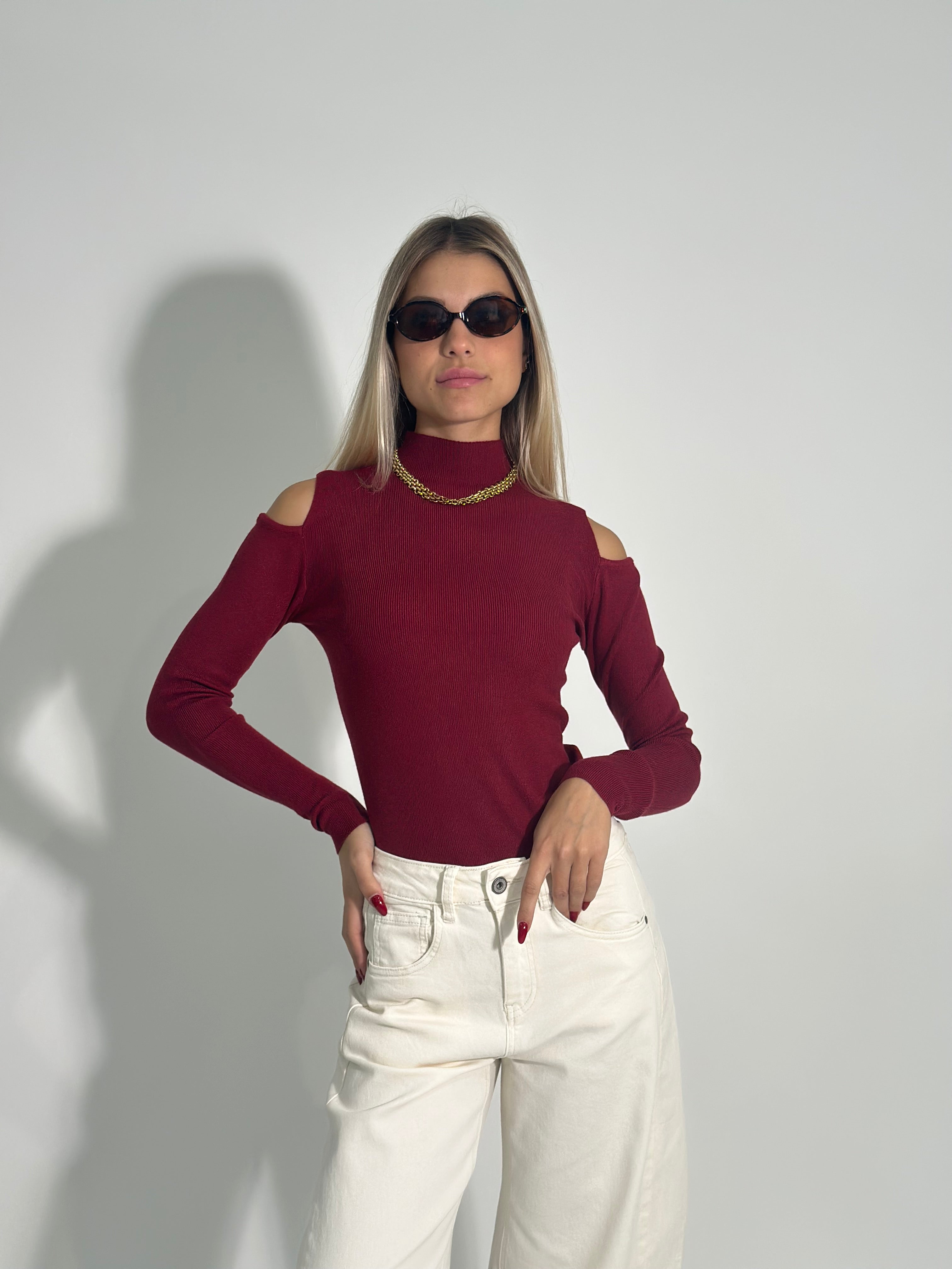 Maglia spalla cut out 8096 3+1 OMAGGIO