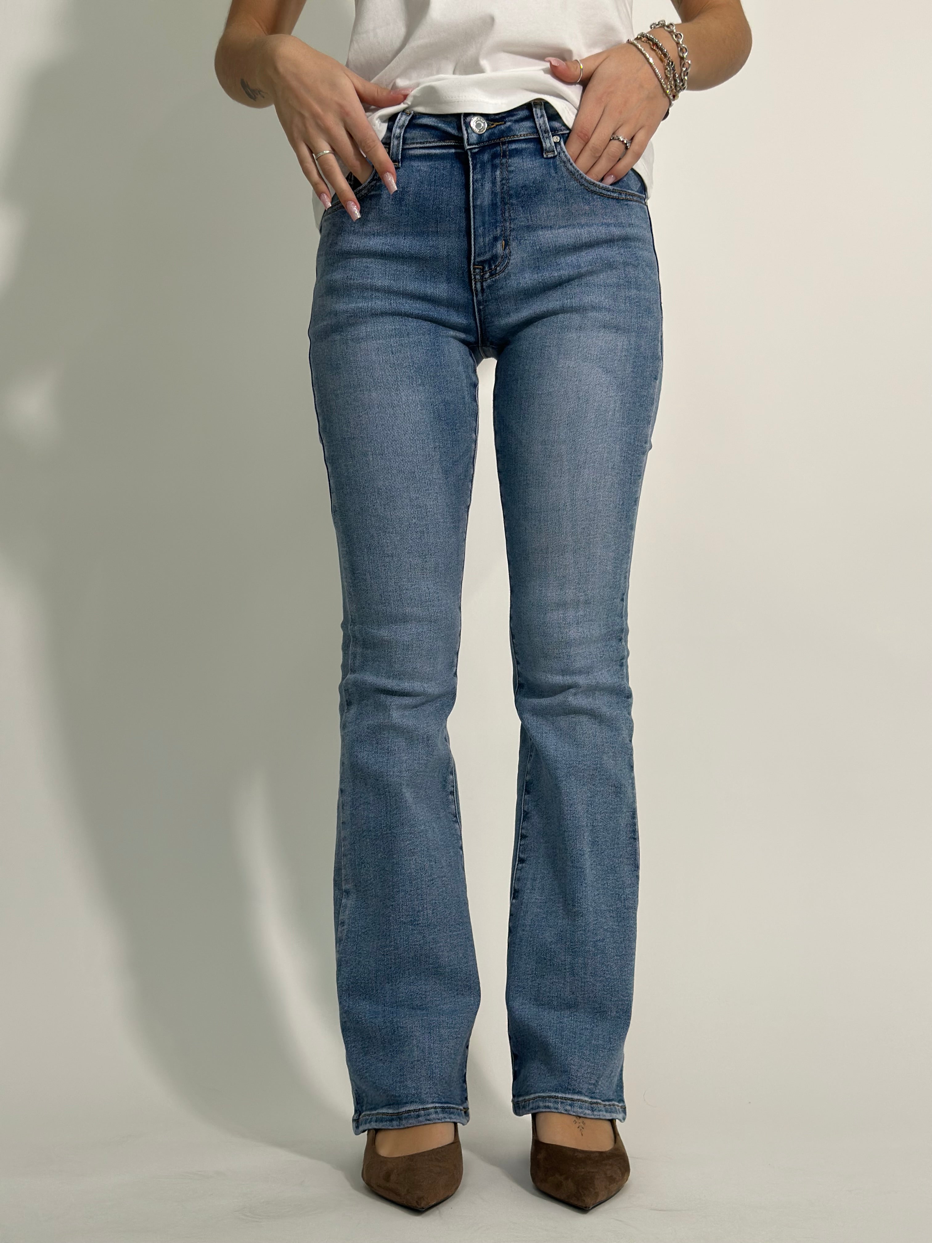 Jeans flare L1071