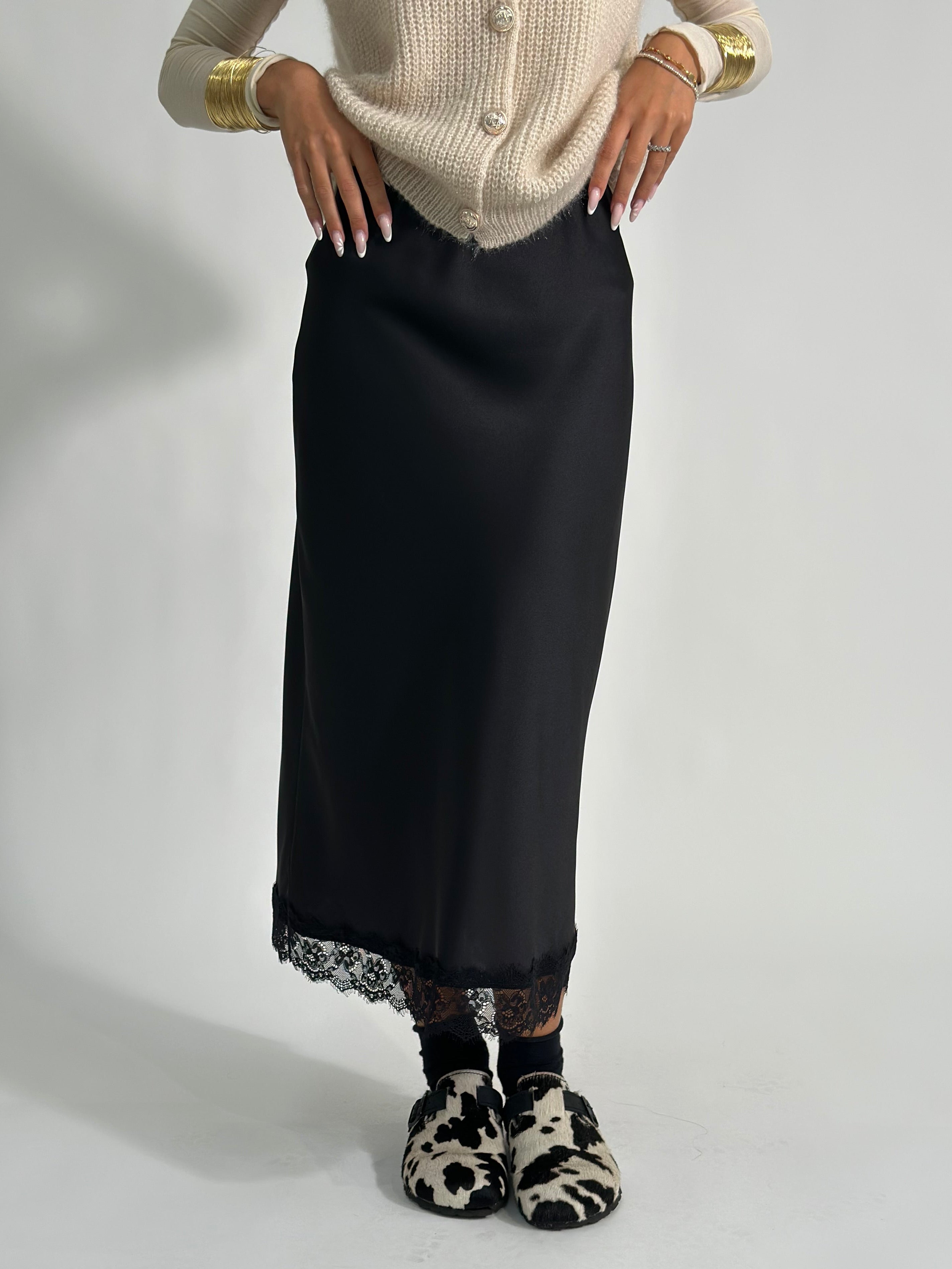 Gonna satin pizzo 2711 NERO