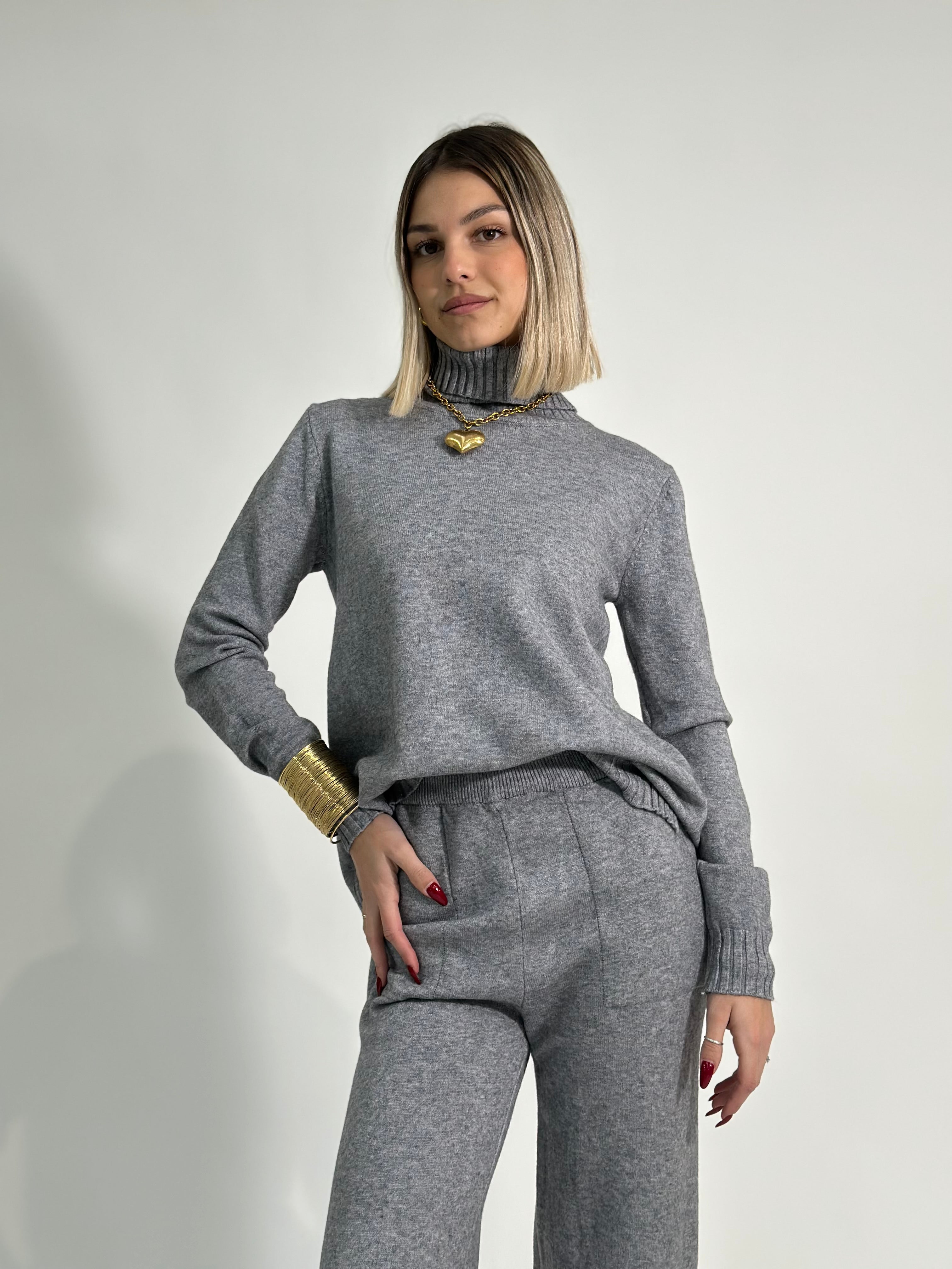 Completo maglia QF9875