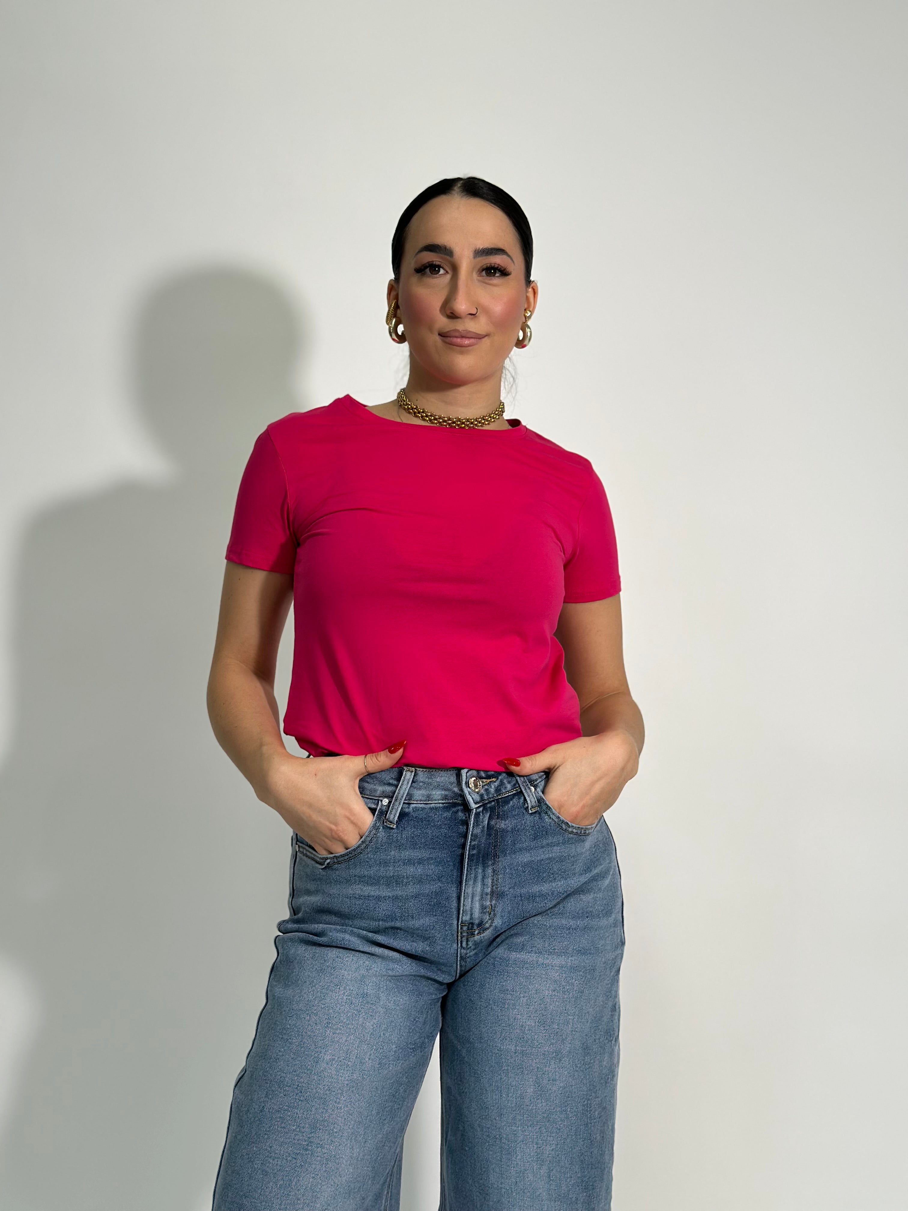 T-shirt 2213 PROMO 4+1 OMAGGIO