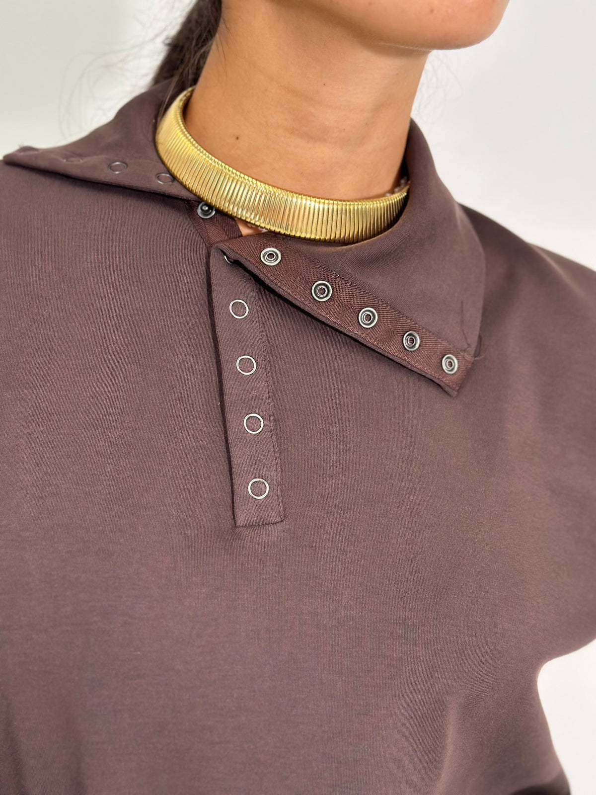 Maglia collo diagonale 260321 MORO