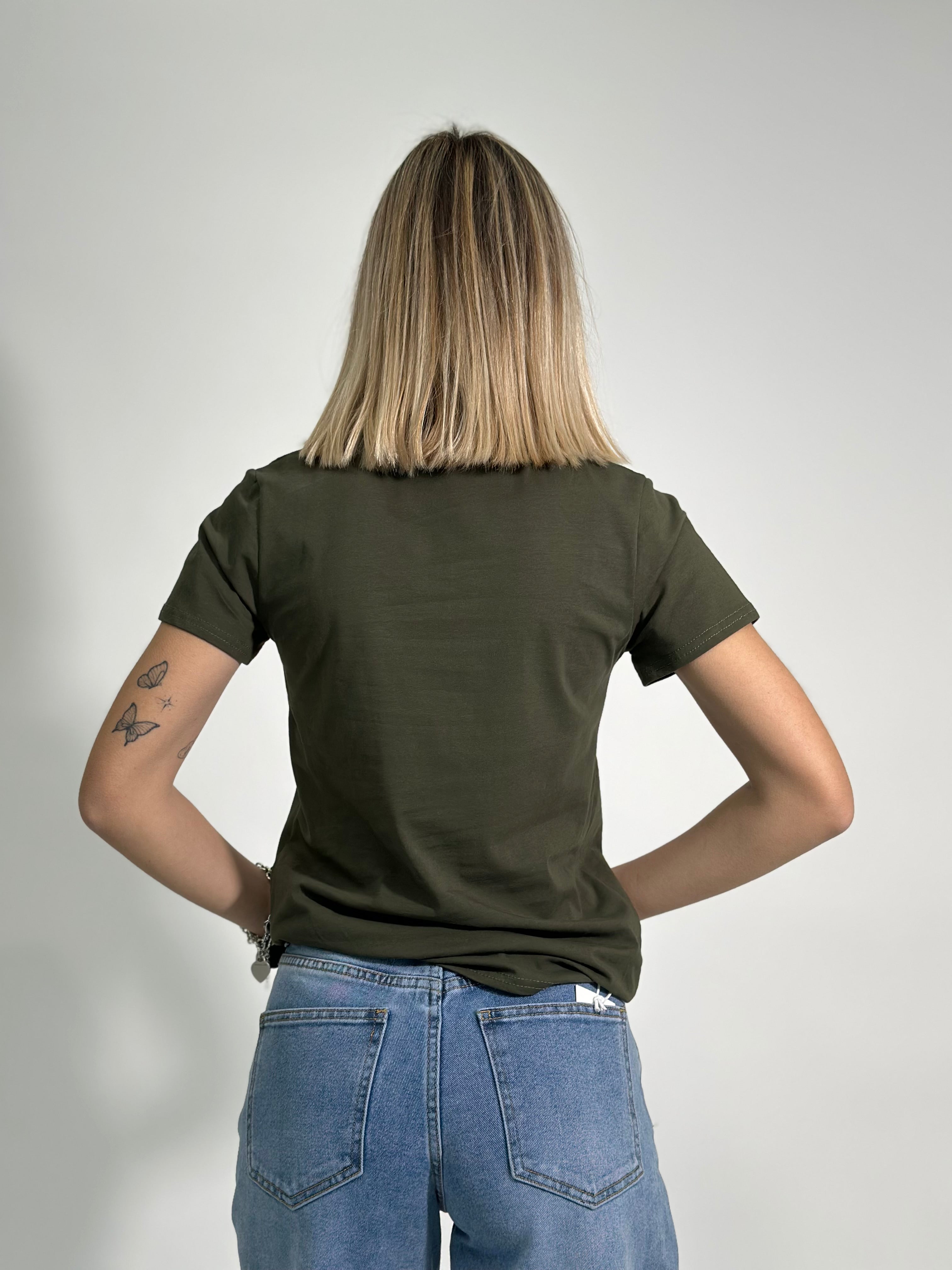 T-shirt 2213 PROMO 4+1 OMAGGIO