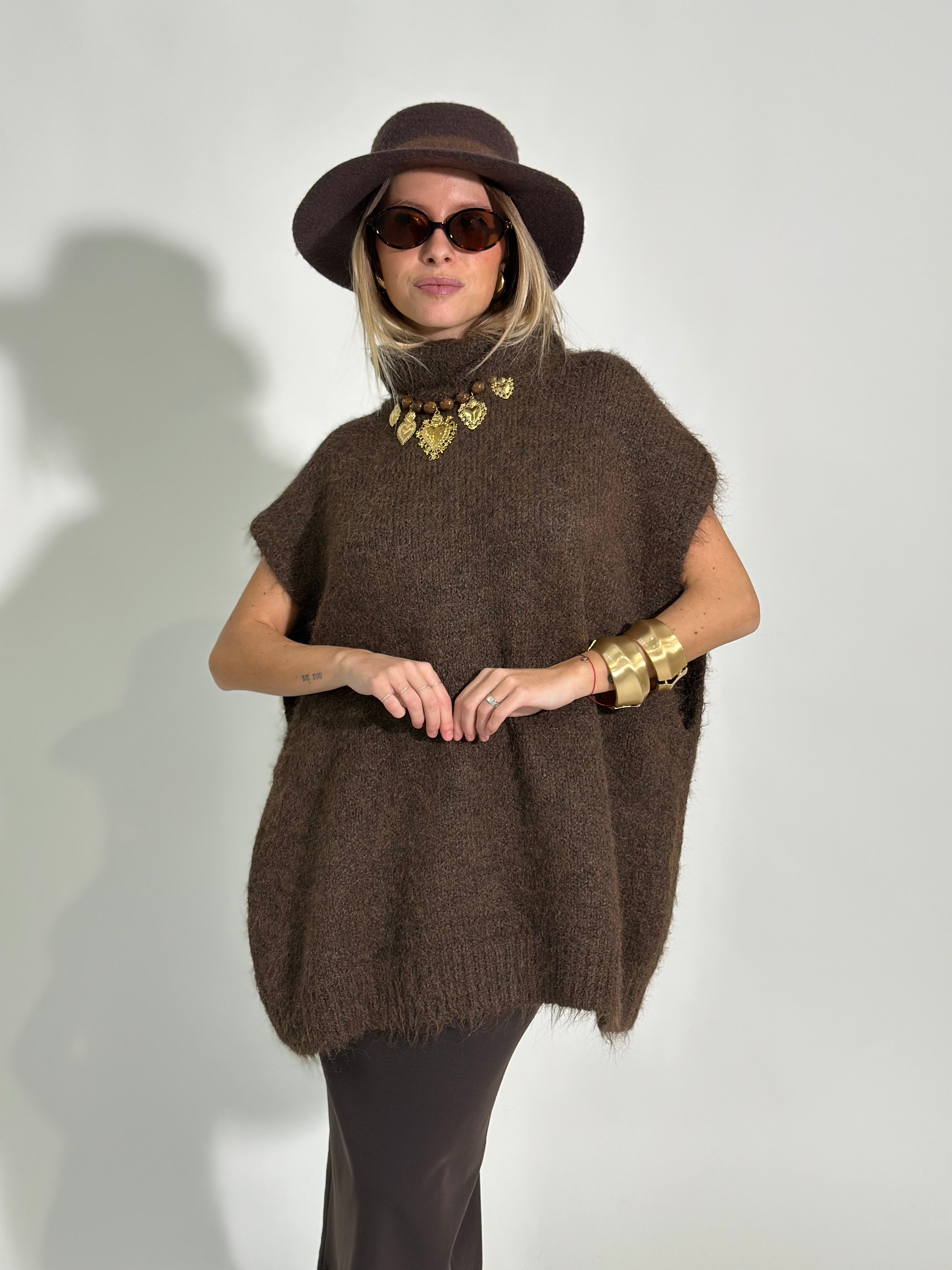 Maglia smanicata over 2517 MORO