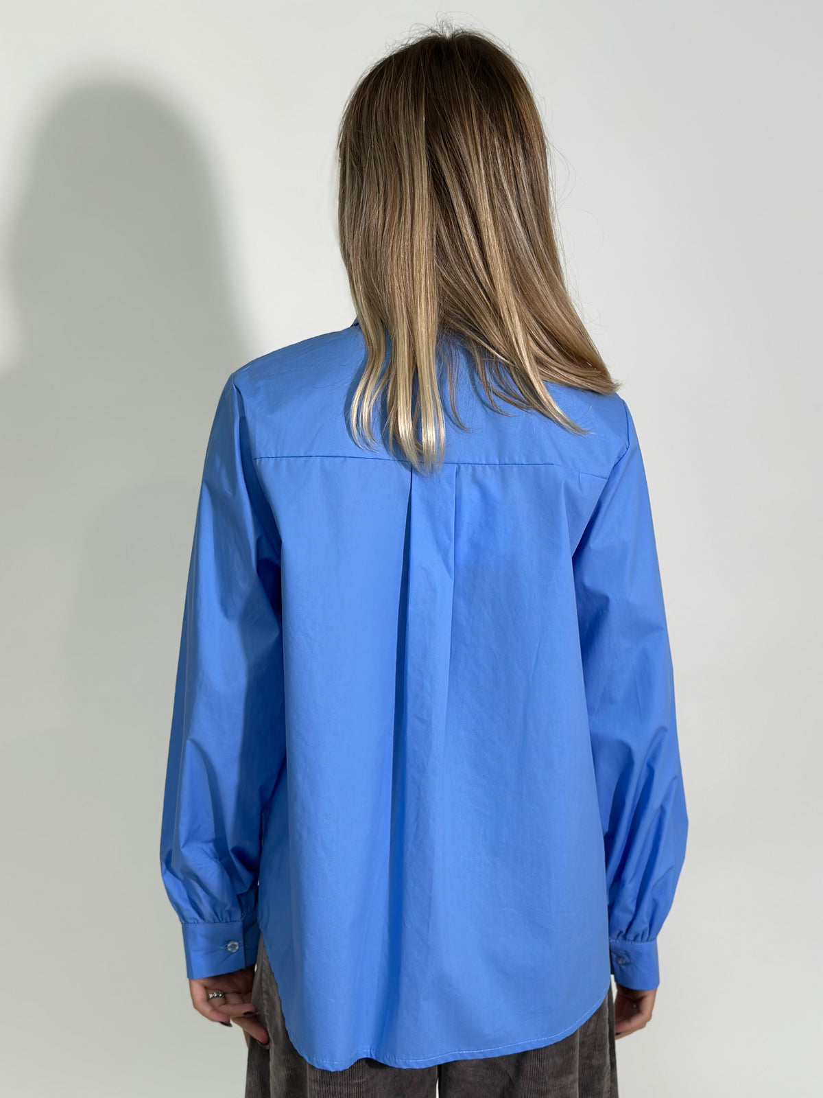 Camicia + cravatta 549